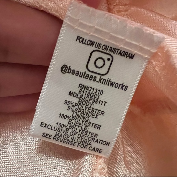 Girls Floral Metallic Dress size 5T - Picture 8 of 10